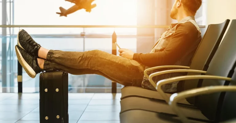 How Long is the Flight from Florida to Australia?