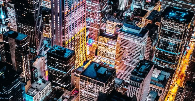 Defining Downtown Chicago: The Heart Of The City