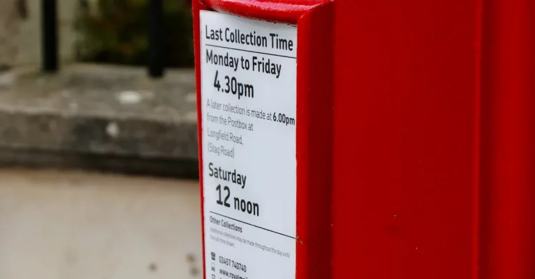 What Time Does Mail Come In Texas?