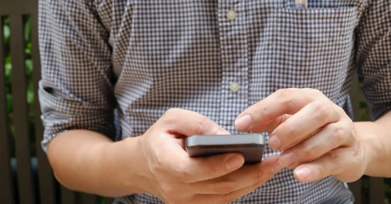 The Best Cell Phone Service In Florida: Coverage, Speeds And Plans Compared