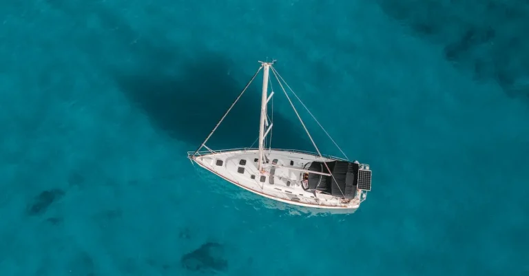 Is It Dangerous To Sail From California To Hawaii?