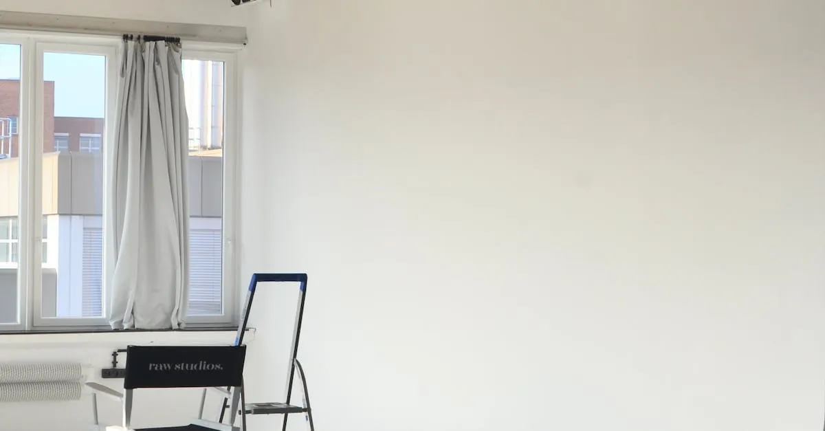 Sizing Up The Vast Scale Of Universal Studios Florida Eye And Pen