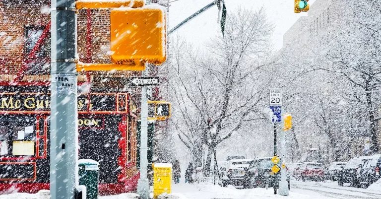 When Does It Start Snowing In New York?