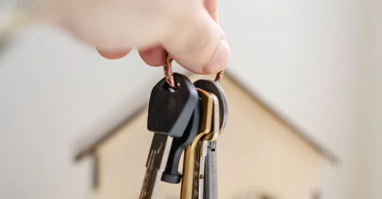 How Many Real Estate Agents Are There In California?