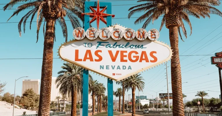 How Many Tourists Visit Las Vegas Every Day?