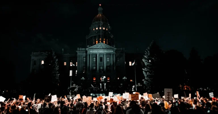 Colorado Vs New York City: Which Place Is Right For You?