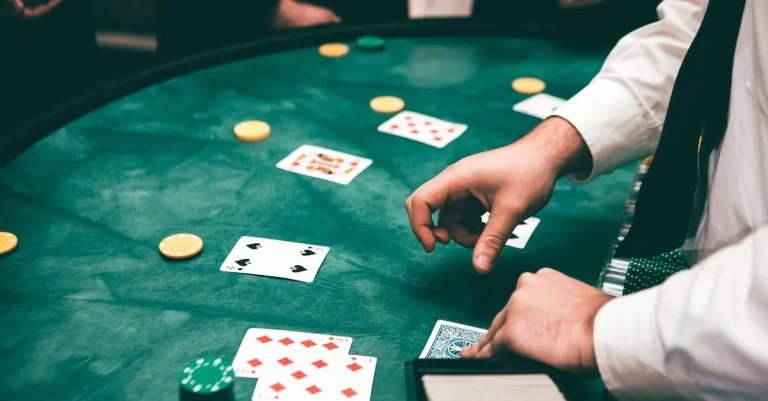 How To Count Cards In Texas Hold’Em Poker