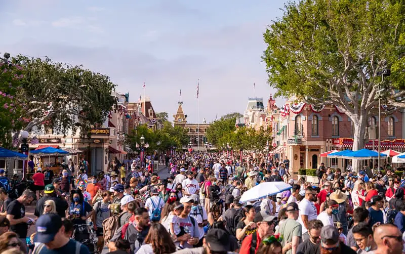 California Disney summer tourists