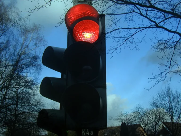 Can You Turn Right On Red In Florida?