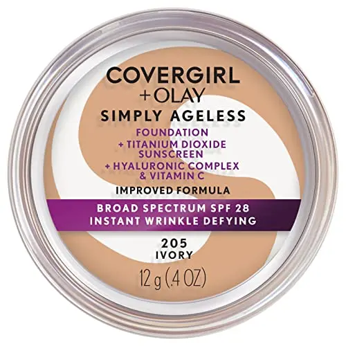 COVERGIRL Simply Ageless powder foundation compact