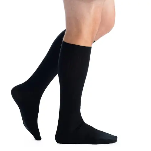 EvoNation men's knee high compression socks in black