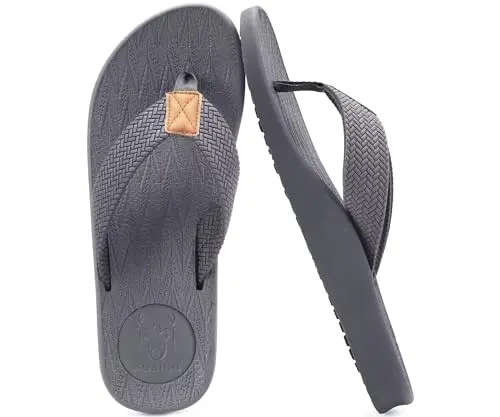 KuaiLu men's memory foam flip flops with arch support