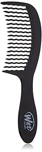 Wet Brush detangling comb with WaveTooth design for curly hair