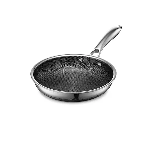 HexClad hybrid non stick frying pan for eggs