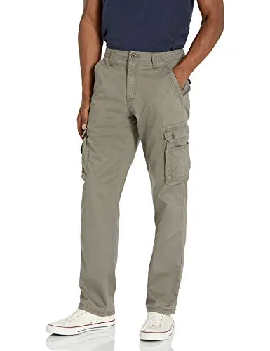 Lee Wyoming relaxed fit cargo pants showing traditional design and ample storage
