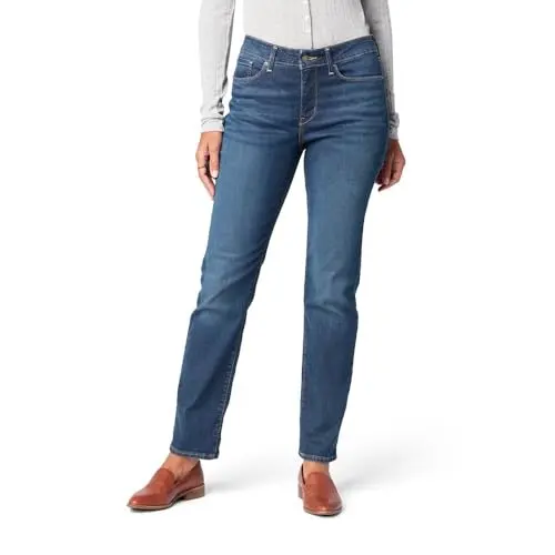 Levi Strauss Signature Women's Curvy Totally Shaping Straight Jeans