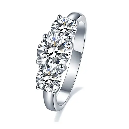 IMOLOVE moissanite engagement ring with round cut stones on sterling silver band
