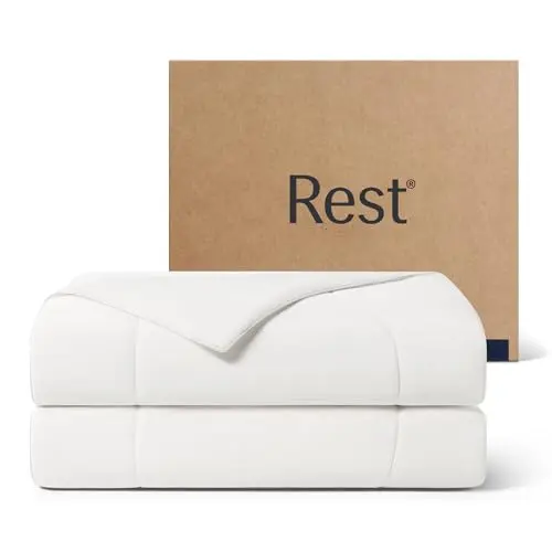 REST Evercool cooling comforter in Arctic white showing premium texture
