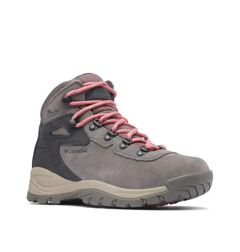 Columbia Newton Ridge Plus women's waterproof hiking boots in contrasting colors