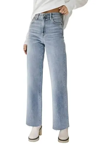 KDF Straight Leg Jeans for Women in light blue with raw hem and high waist